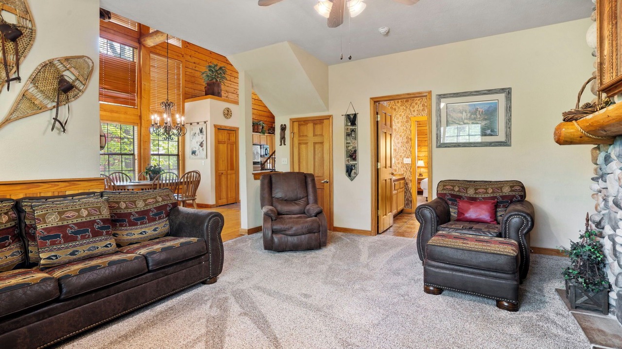 Photo of Livingroom in Branson Theater District