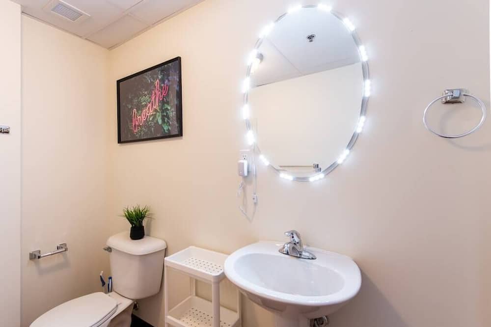 Photo of Bathroom in Old Louisville