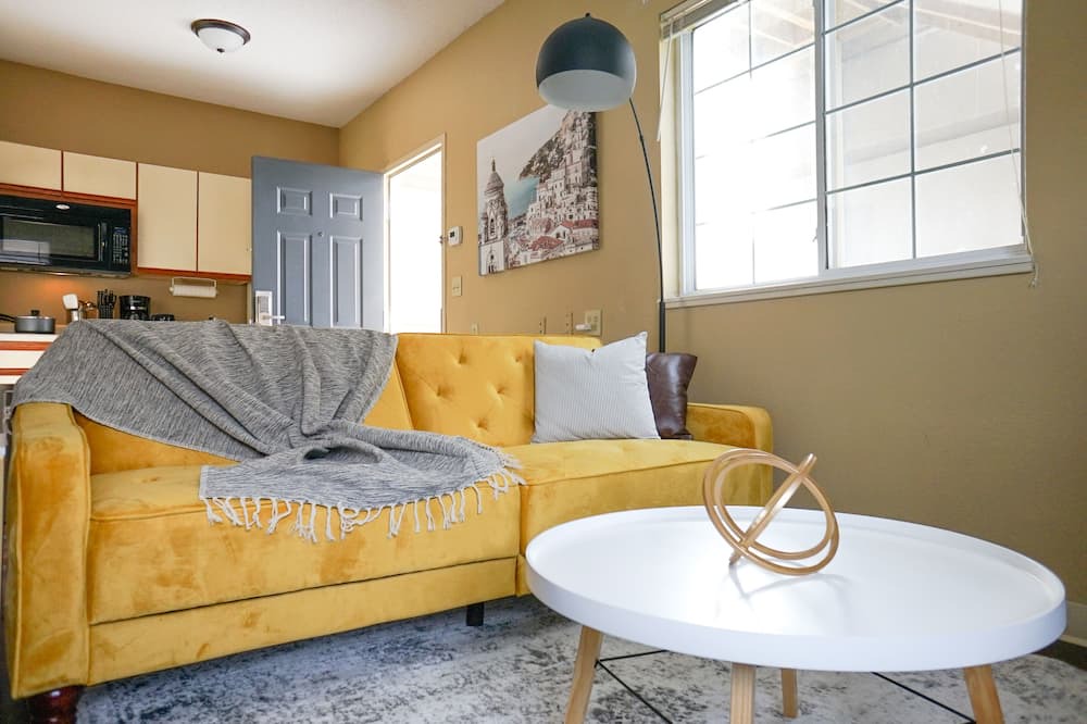 Photo of Livingroom in Wichita