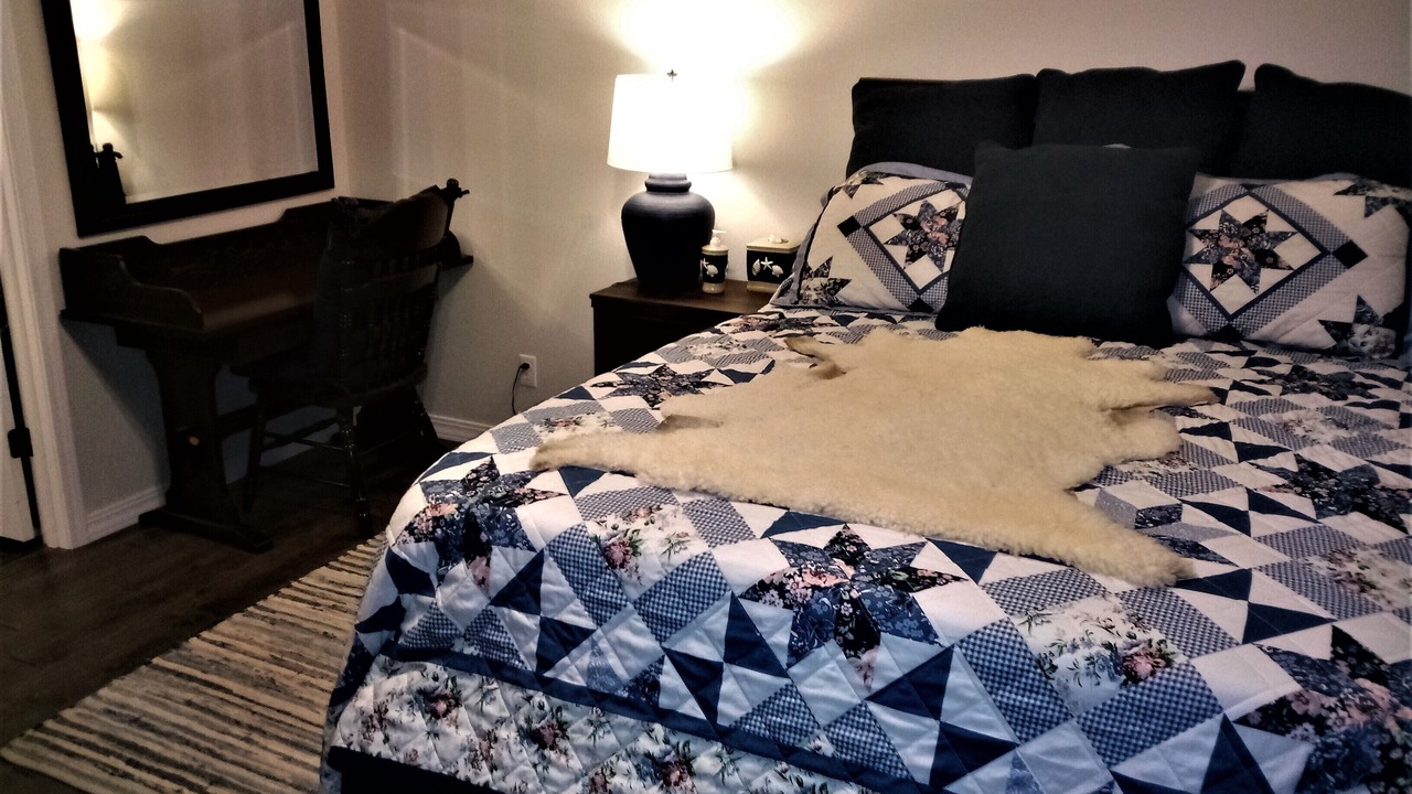 Photo of Bedroom in Rockaway Beach