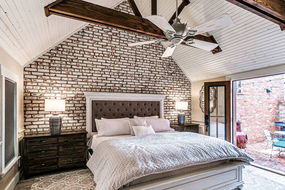 Photo of Bedroom in Eufaula