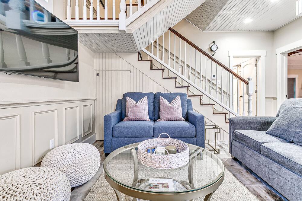 Photo of Livingroom in Eufaula