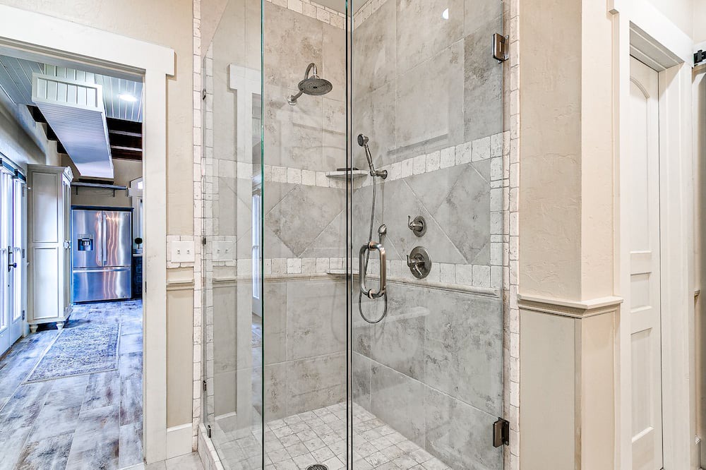 Photo of Bathroom in Eufaula