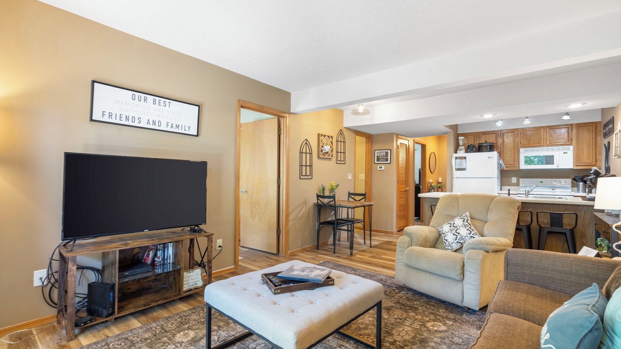 Photo of Others in Notch Estates