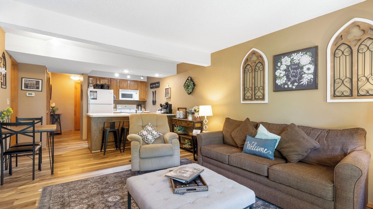 Photo of Others in Notch Estates