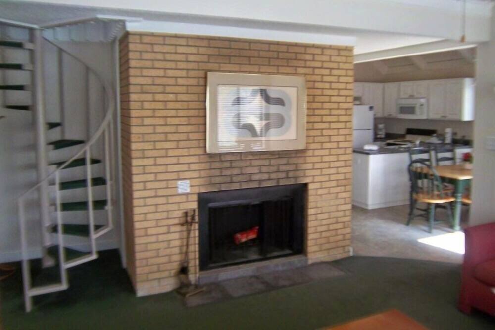 Photo of Livingroom in New Bern