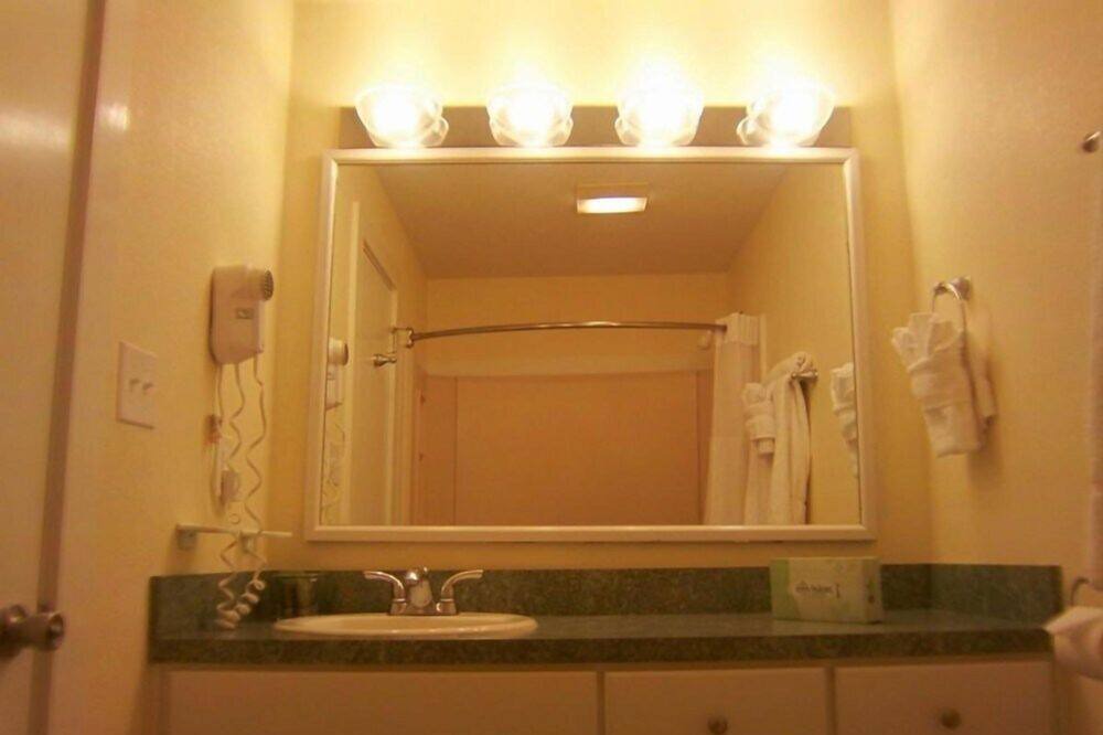 Photo of Bathroom in New Bern