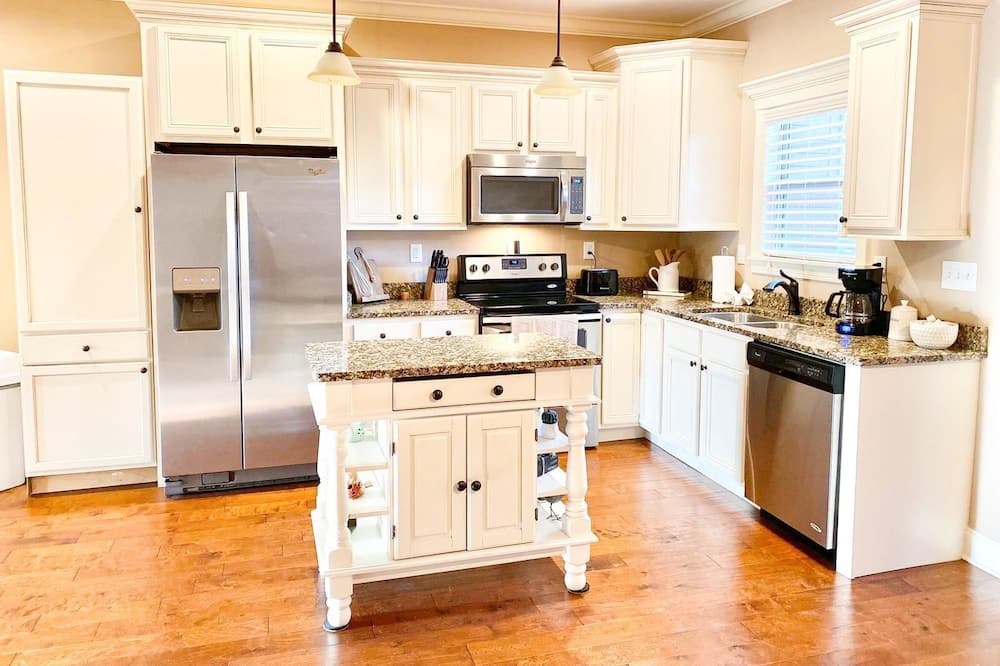 Photo of Kitchen in Cleveland
