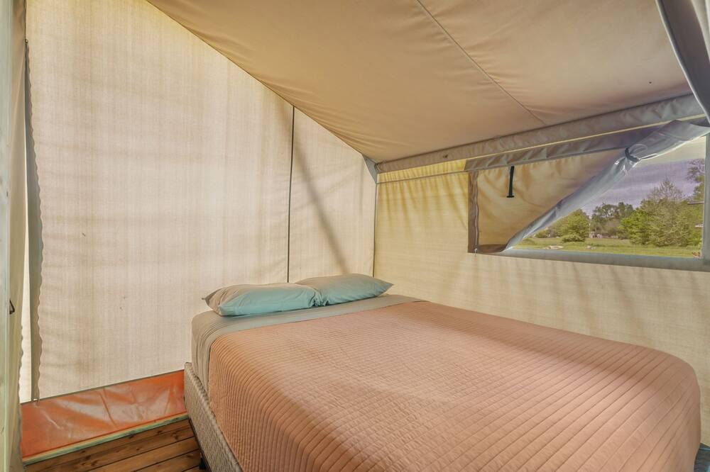 Photo of Bedroom in Peace Valley
