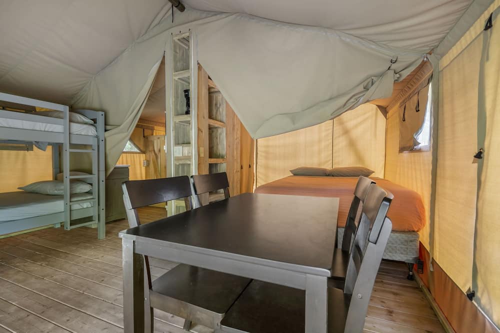 Photo of Bedroom in Peace Valley