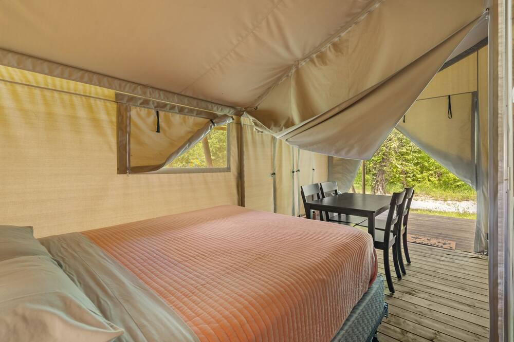 Photo of Bedroom in Peace Valley