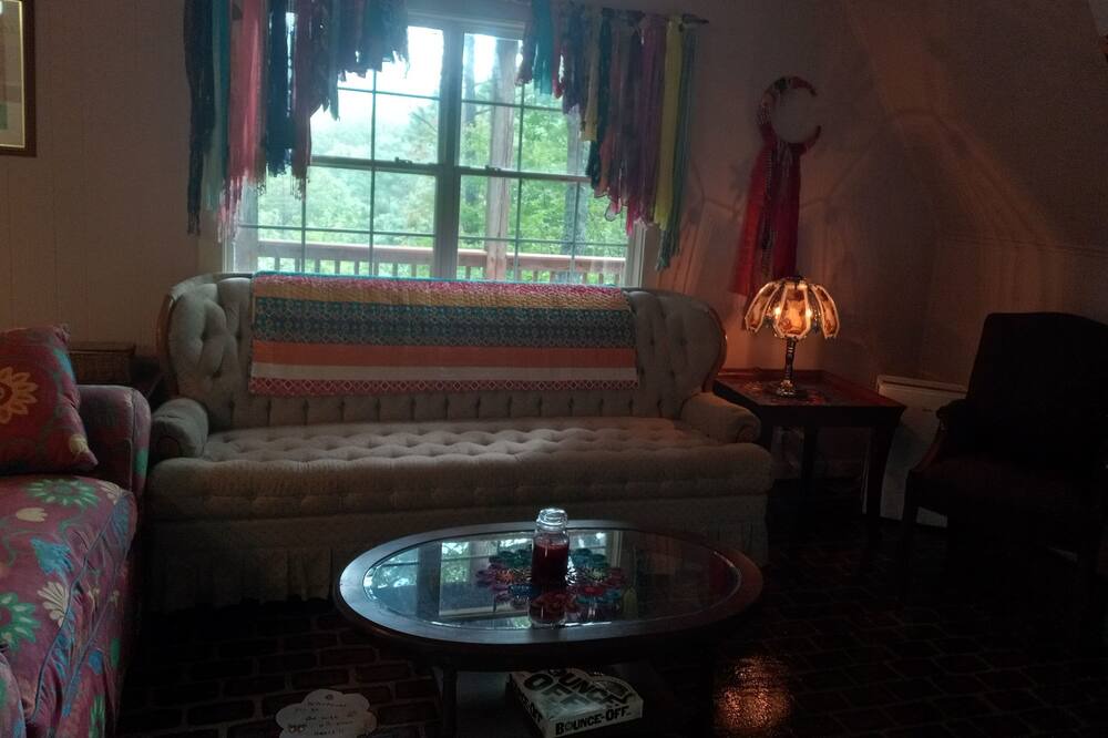 Photo of Livingroom in Tellico Plains