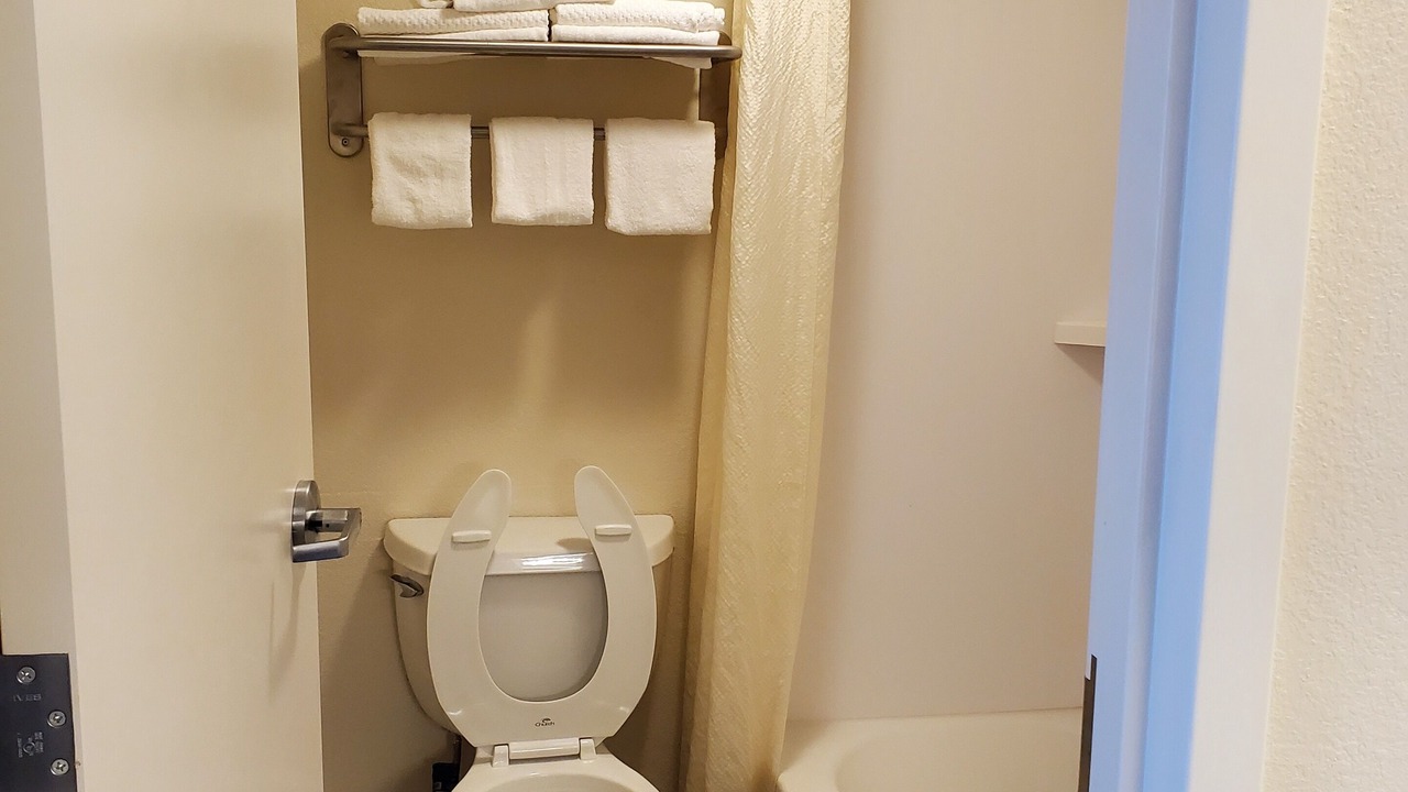 Photo of Bathroom in Middlesboro