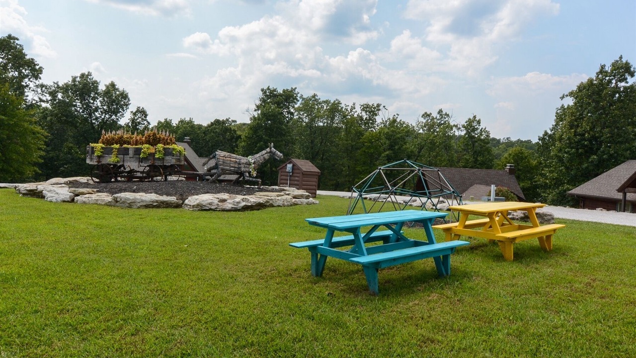 Photo of Outdoor in Branson Cedars