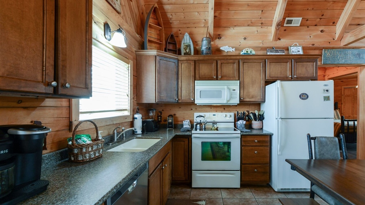 Photo of Kitchen in Branson Cedars
