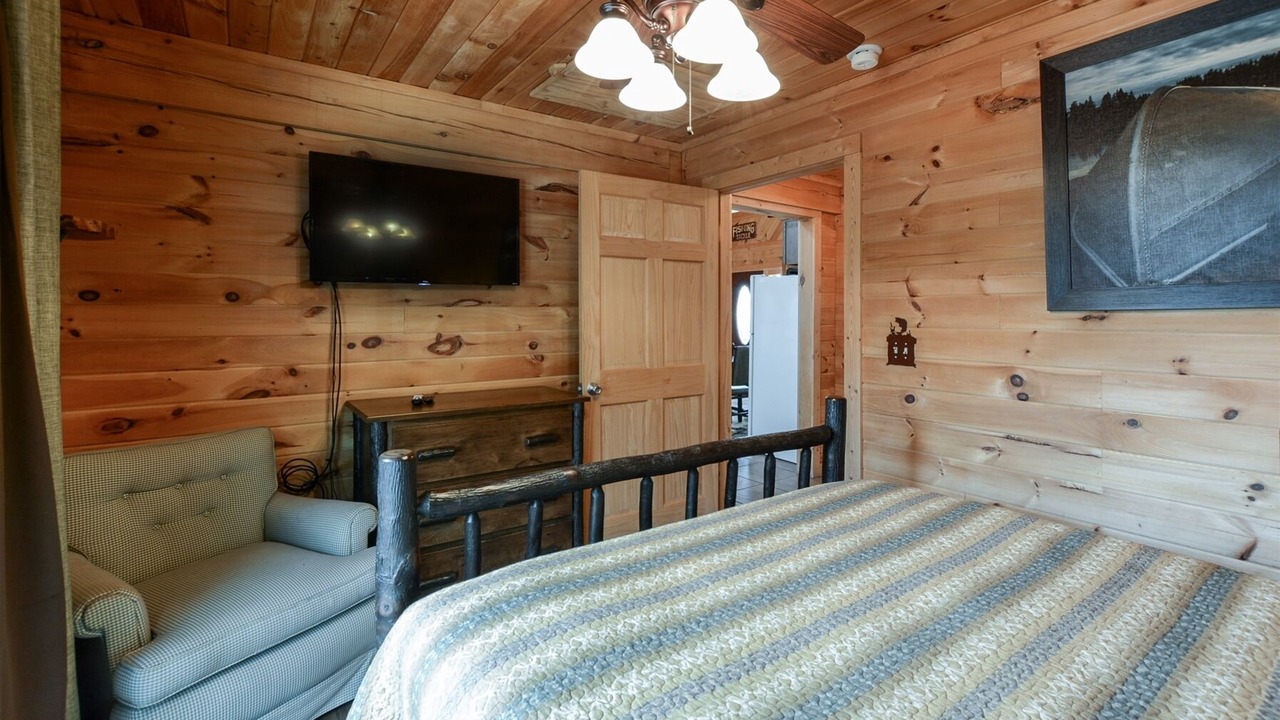Photo of Others in Branson Cedars