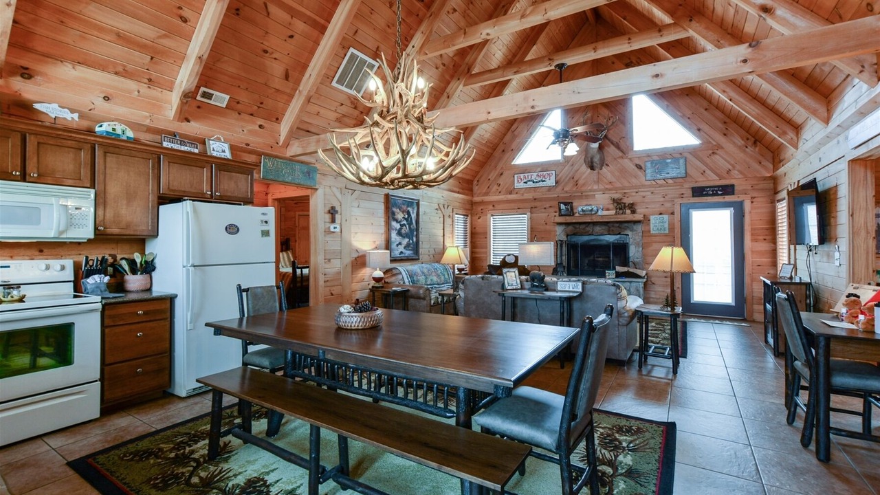 Photo of Kitchen in Branson Cedars