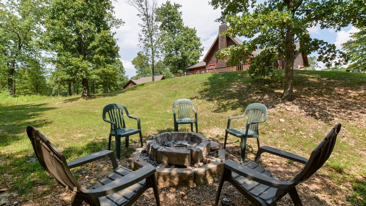 Photo of Outdoor in Branson Cedars