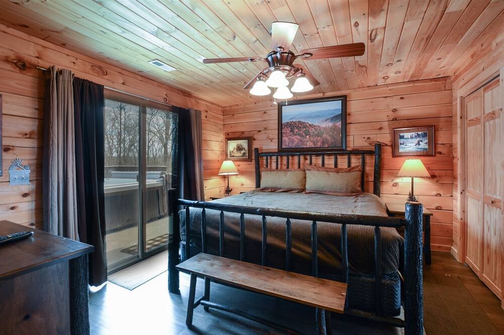 Photo of Others in Branson Cedars