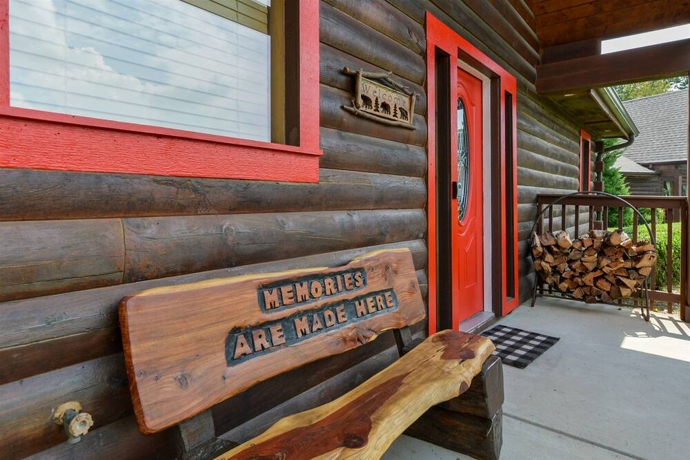 Photo of Outdoor in Branson Cedars