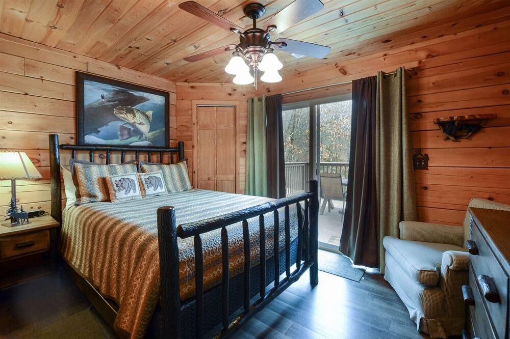 Photo of Others in Branson Cedars