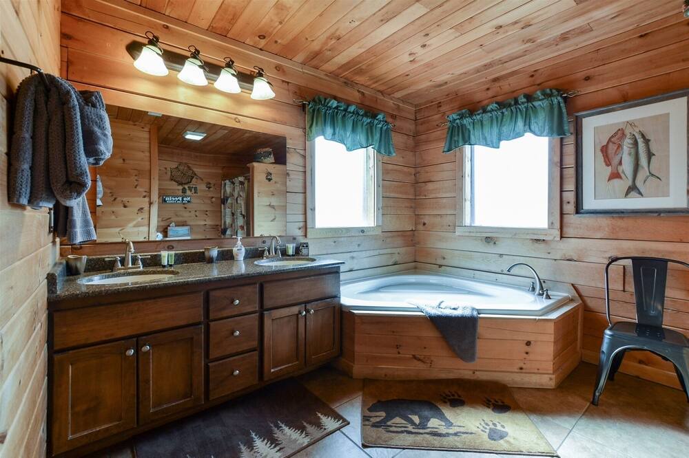 Photo of Others in Branson Cedars