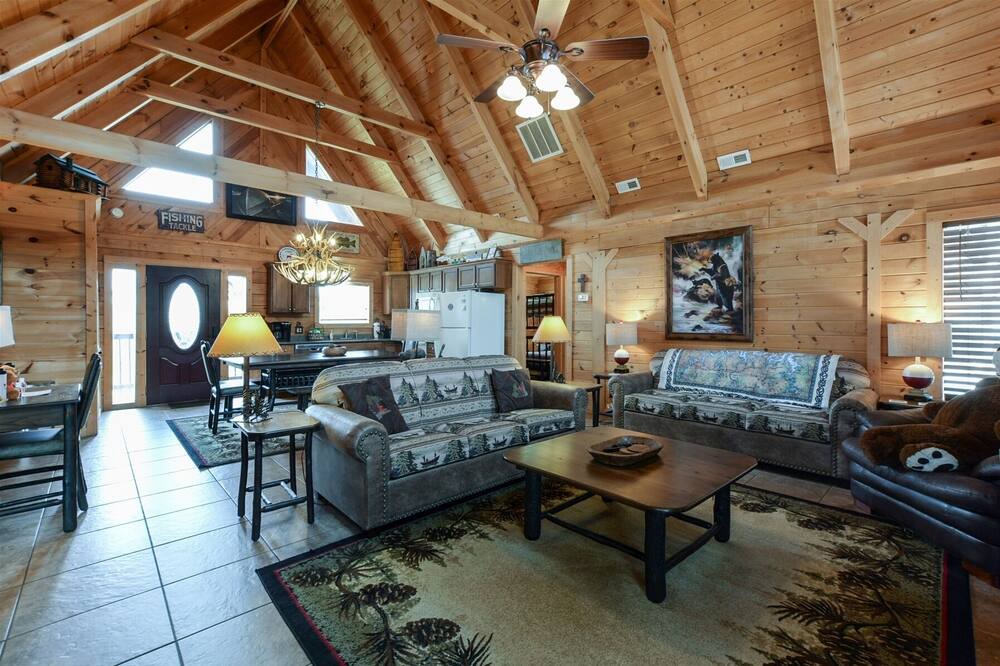 Photo of Others in Branson Cedars