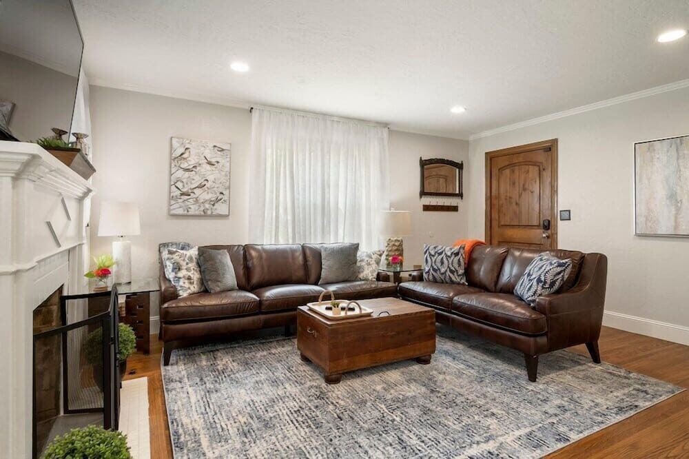 Photo of Livingroom in Turner Park