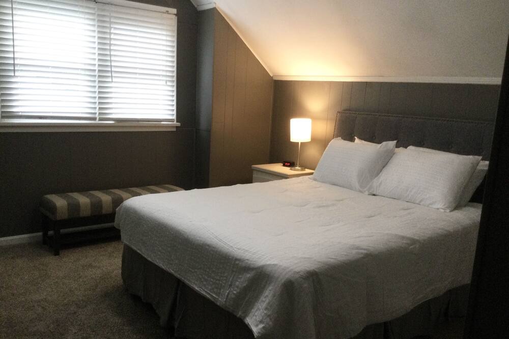 Photo of Bedroom in Bon Air