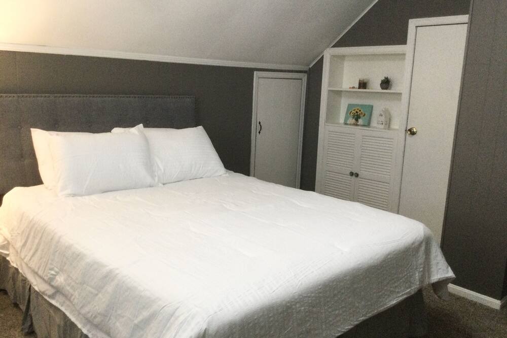 Photo of Bedroom in Bon Air