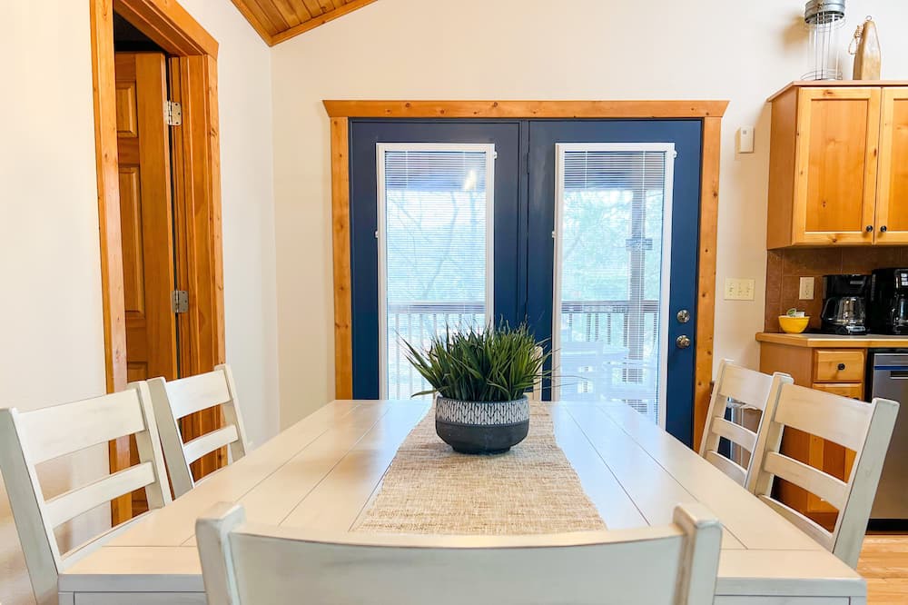 Photo of Kitchen in Reeds Spring