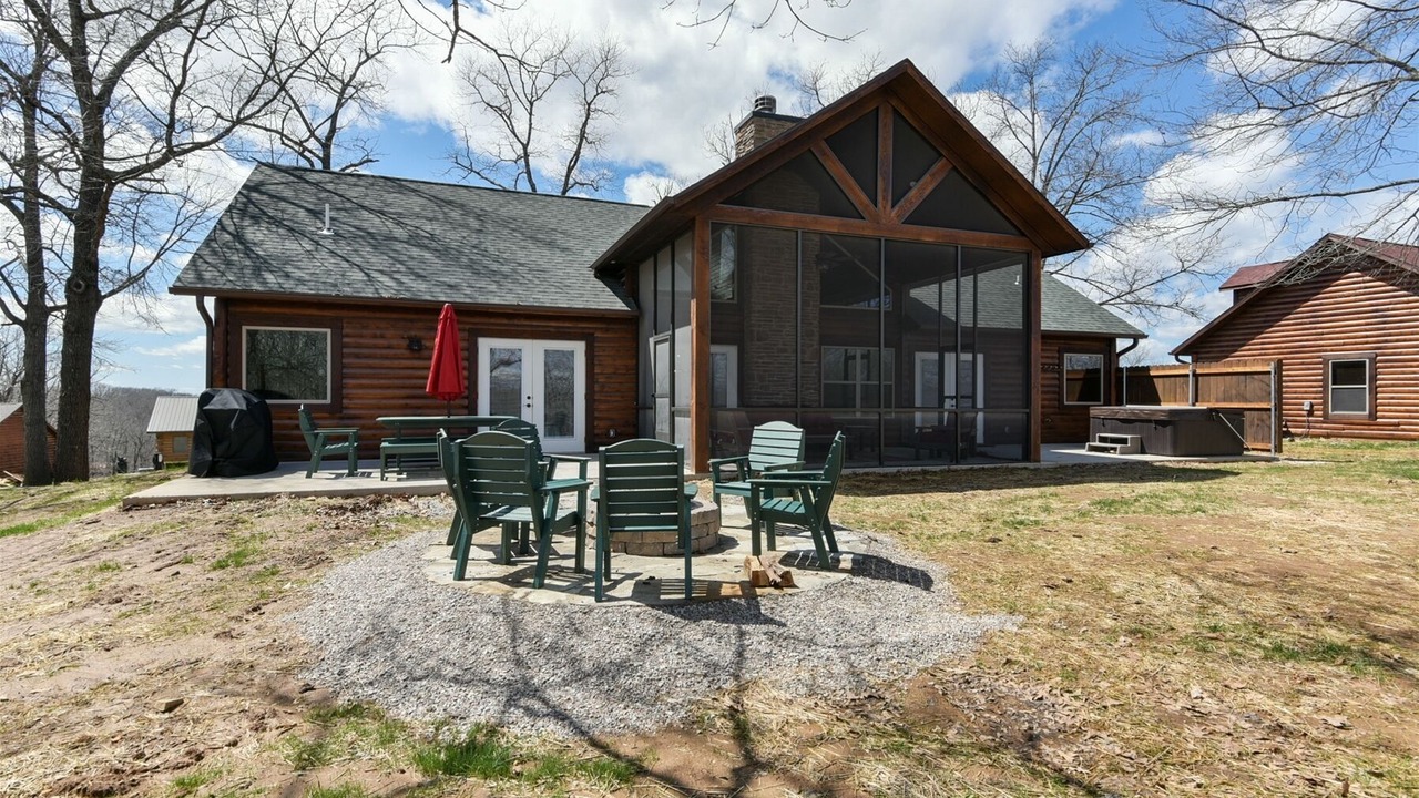 Photo of Outdoor in Branson Cedars