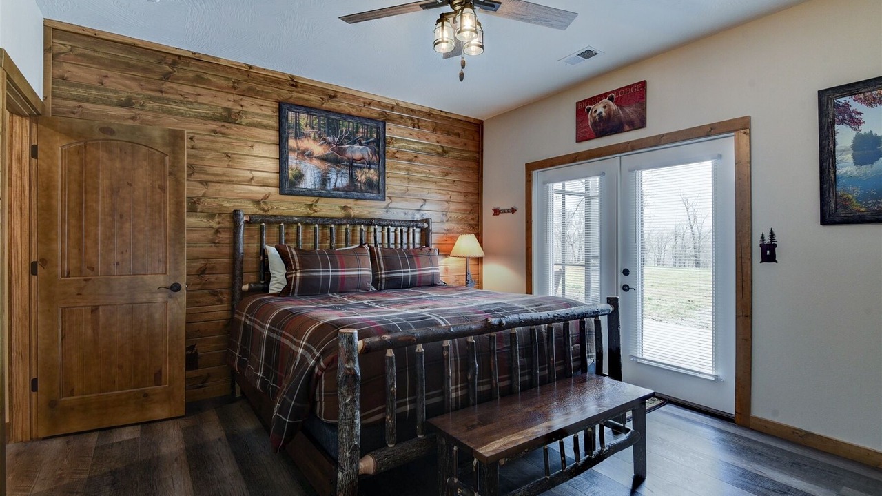 Photo of Others in Branson Cedars