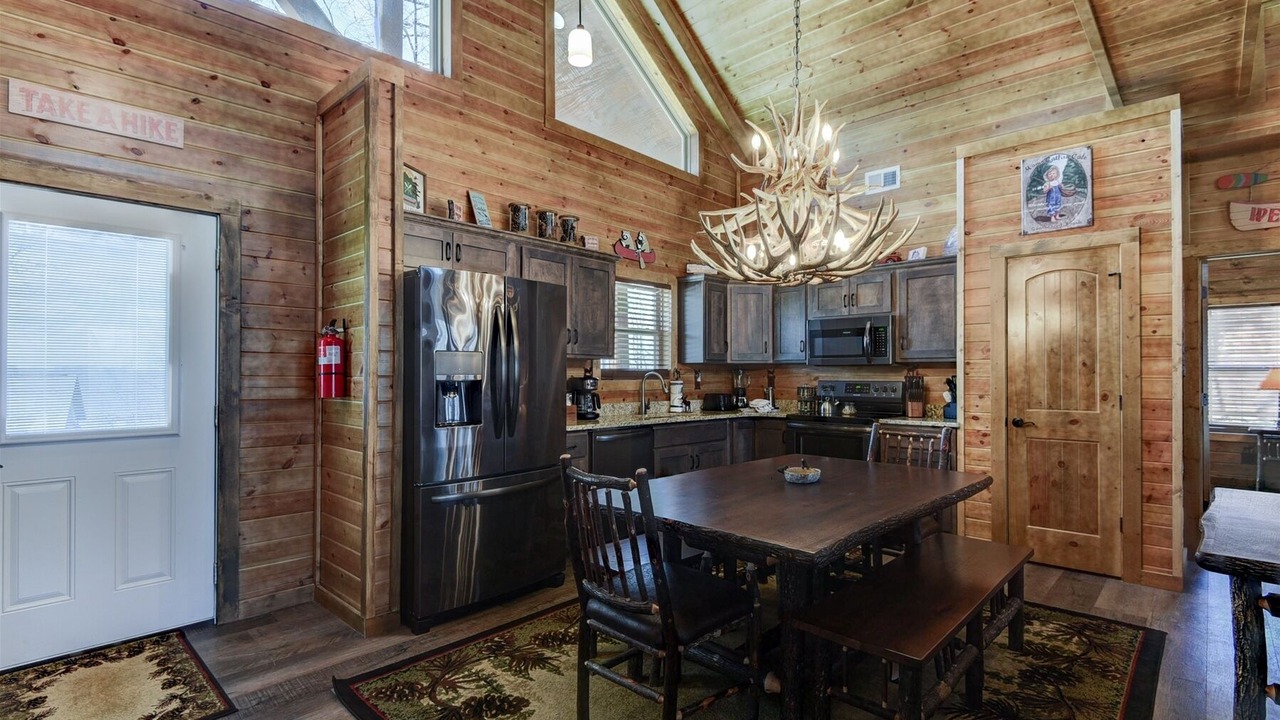 Photo of Kitchen in Branson Cedars