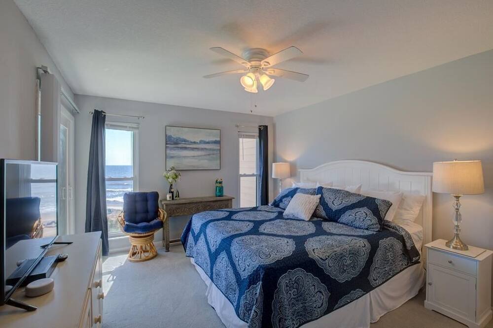 Photo of Bedroom in Sneads Ferry