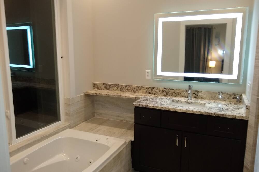 Photo of Bathroom in Chattanooga