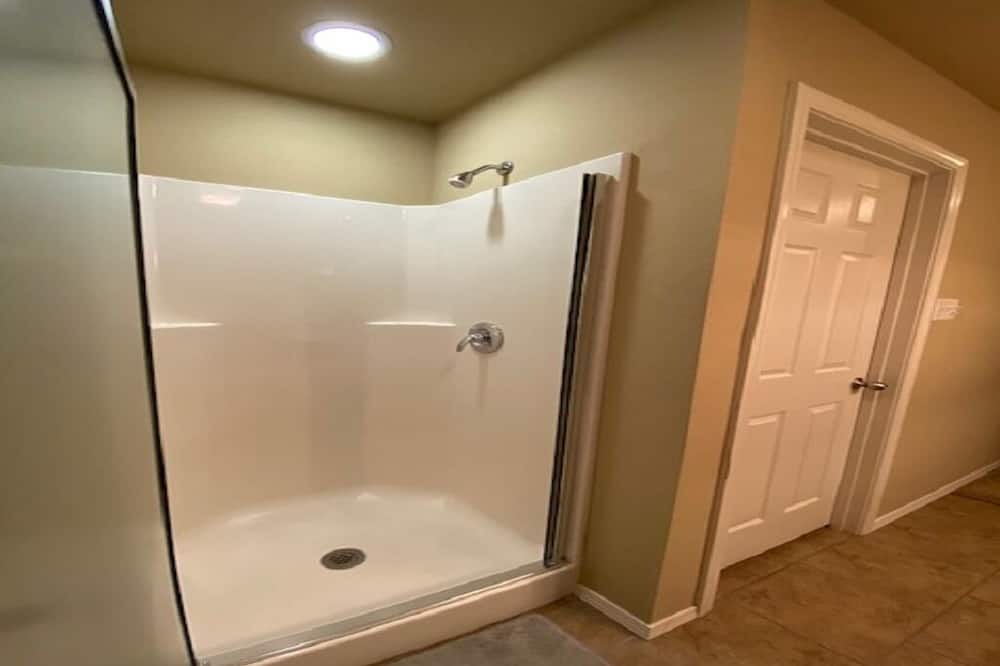 Photo of Bathroom in Shannon Hills