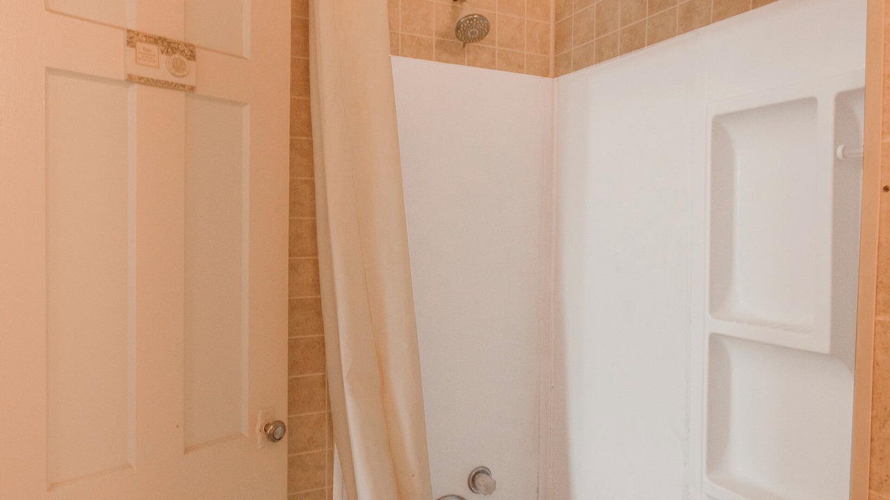 Photo of Bathroom in Hiawatha