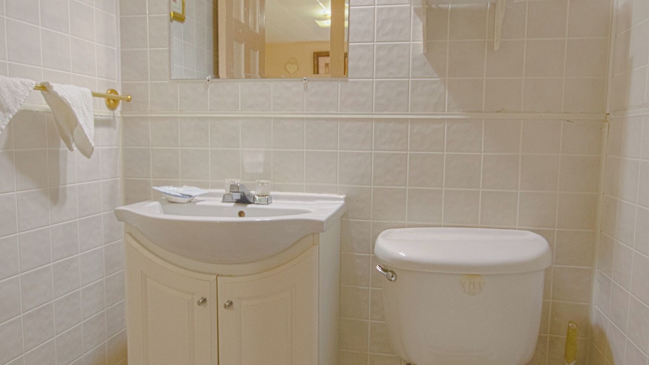Photo of Bathroom in Hiawatha