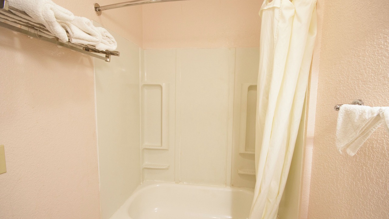 Photo of Bathroom in Hiawatha
