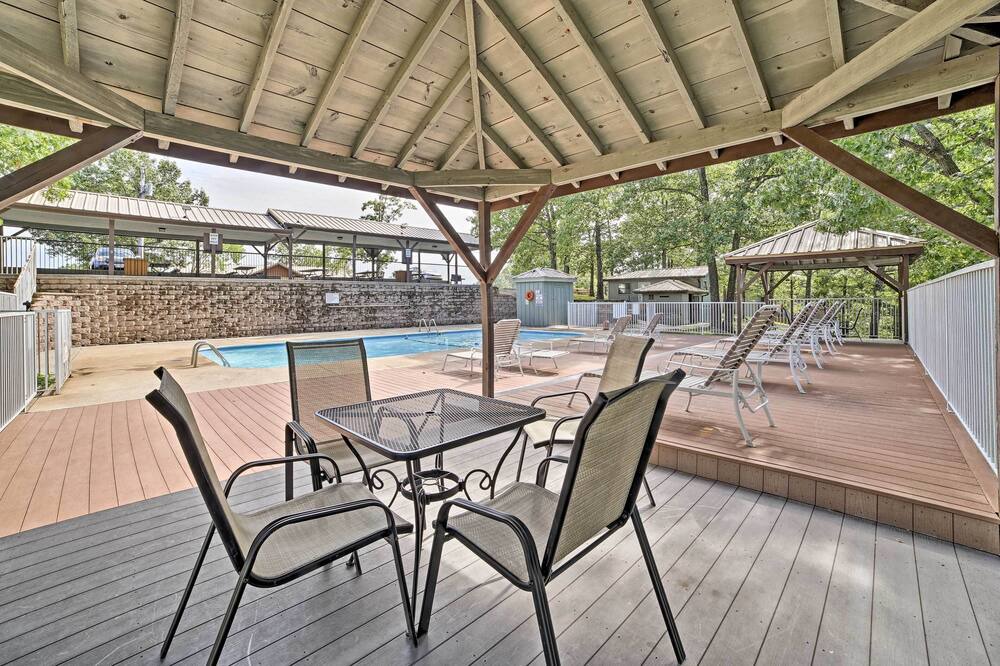 Photo of Outdoor in Notch Estates