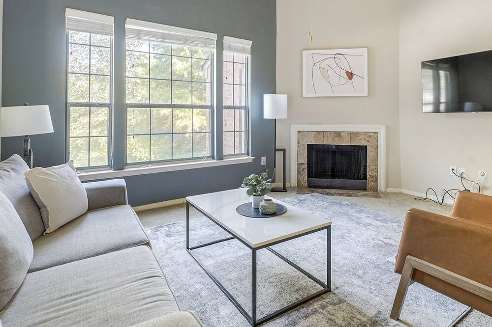 Photo of Livingroom in Germantown