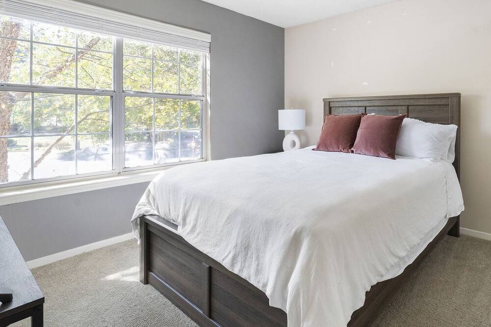 Photo of Bedroom in Germantown