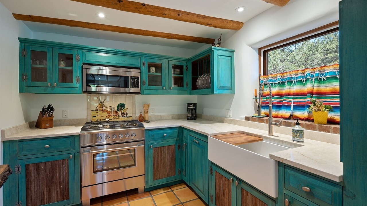 Photo of Kitchen in Tesuque