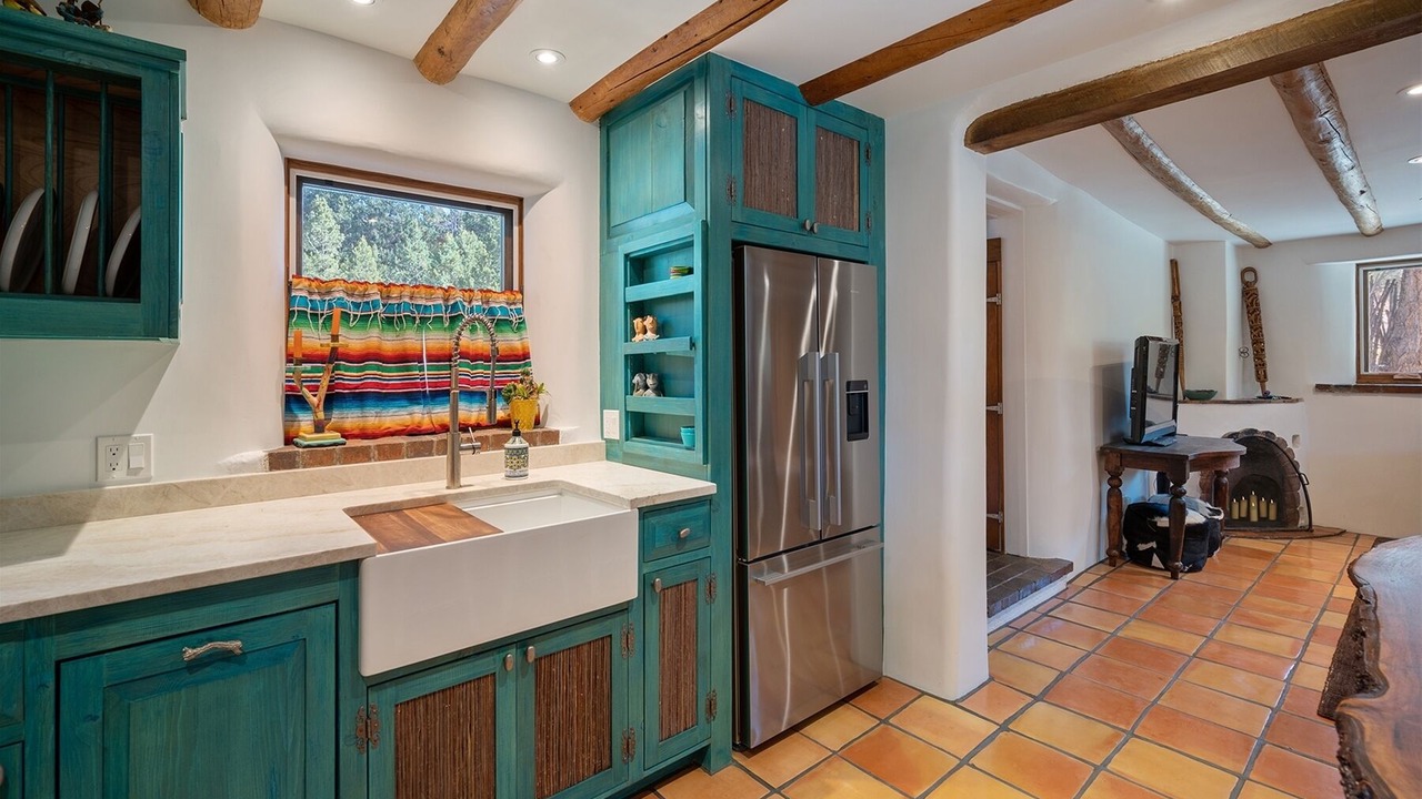 Photo of Kitchen in Tesuque