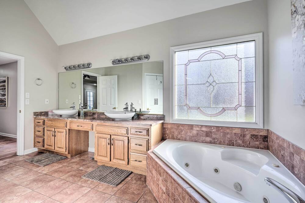 Photo of Bathroom in Soddy-Daisy