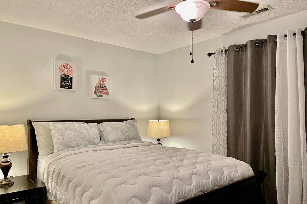 Photo of Bedroom in Jacksonville