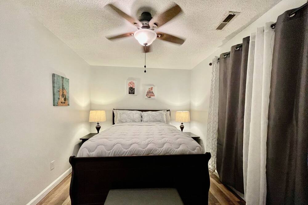 Photo of Bedroom in Jacksonville