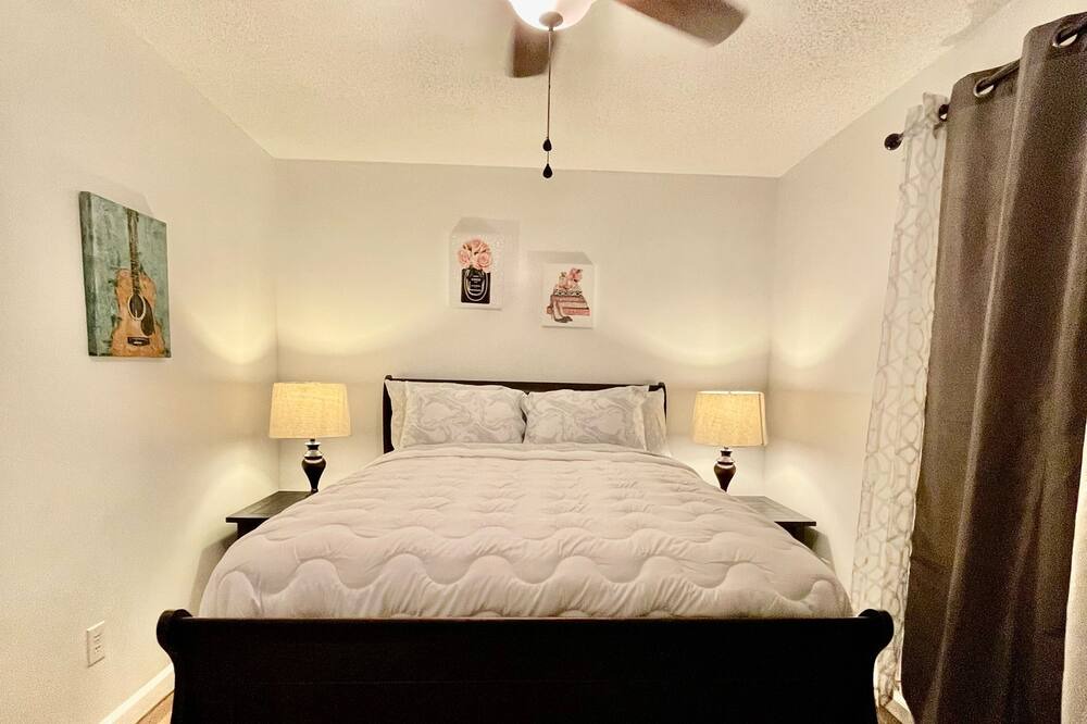 Photo of Bedroom in Jacksonville