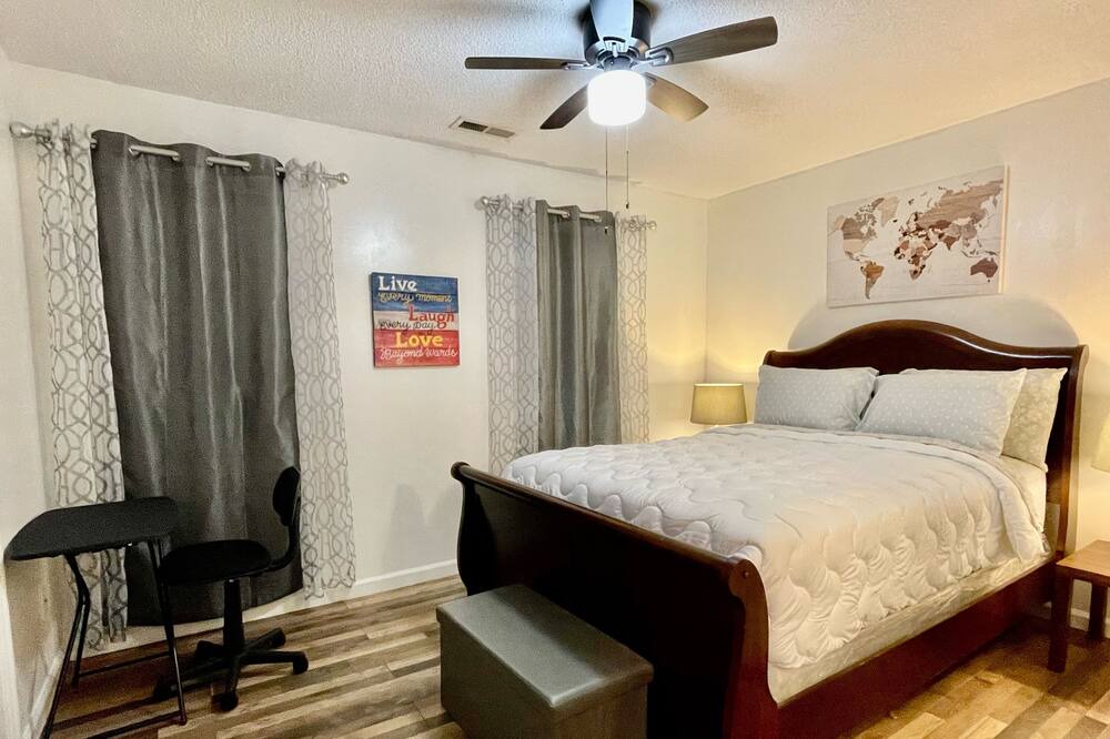 Photo of Bedroom in Jacksonville